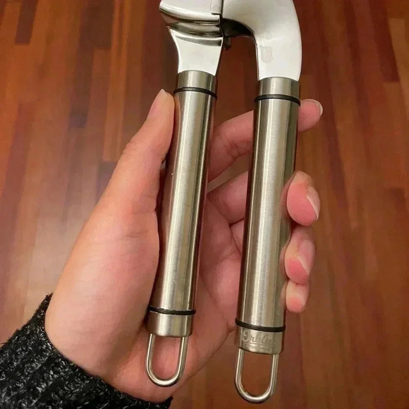 Garlic Press - Picture 3 of 4